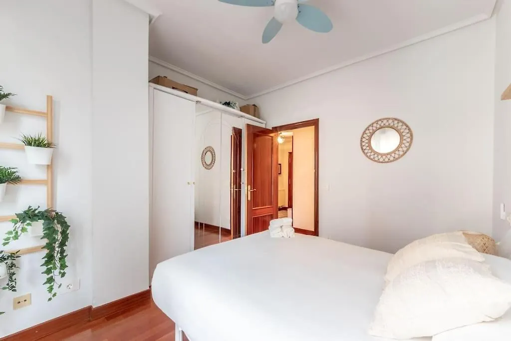 Acogedor Piso En Santurtzi .Parking Privado Apartment Spain